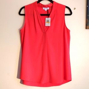 Summer Top.. Calvin Klein.  Size M.    Attractive !!
